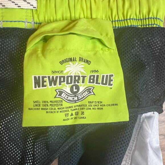 Pineapple Swim Trunks Men's Blue Tropical Print Swimsuit Drawstring - Picture 9 of 9